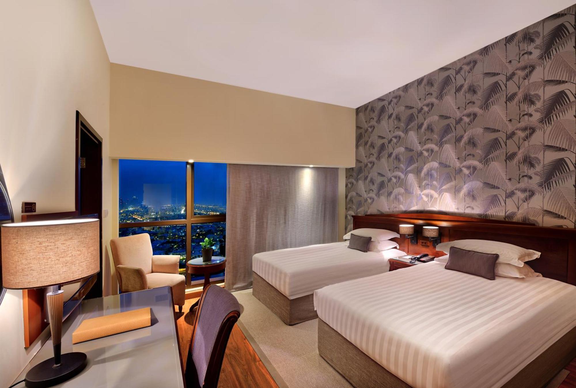 Majestic City Retreat Hotel Dubai Exterior foto